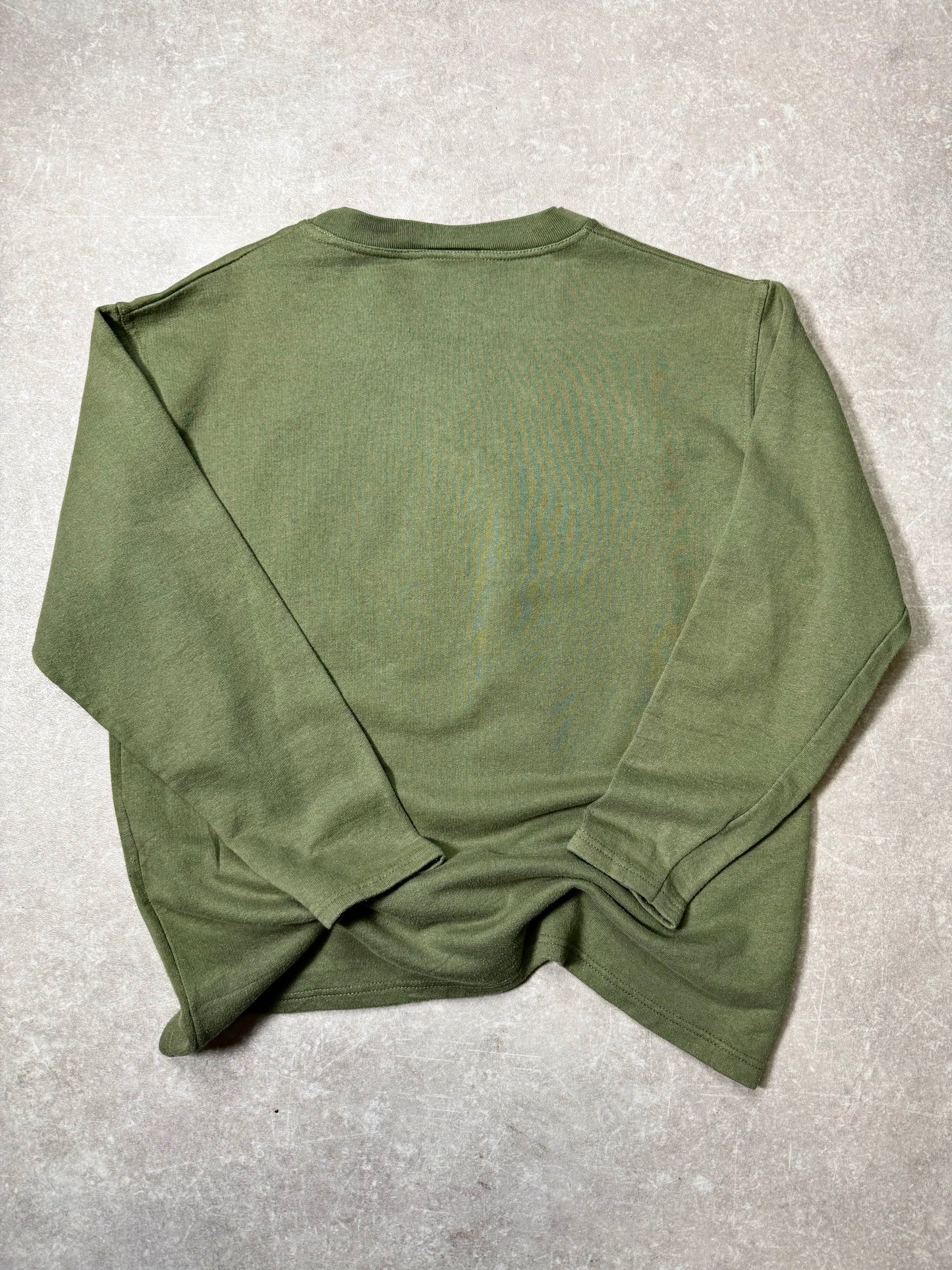 Size Large Vintage Adidas sweatshirt