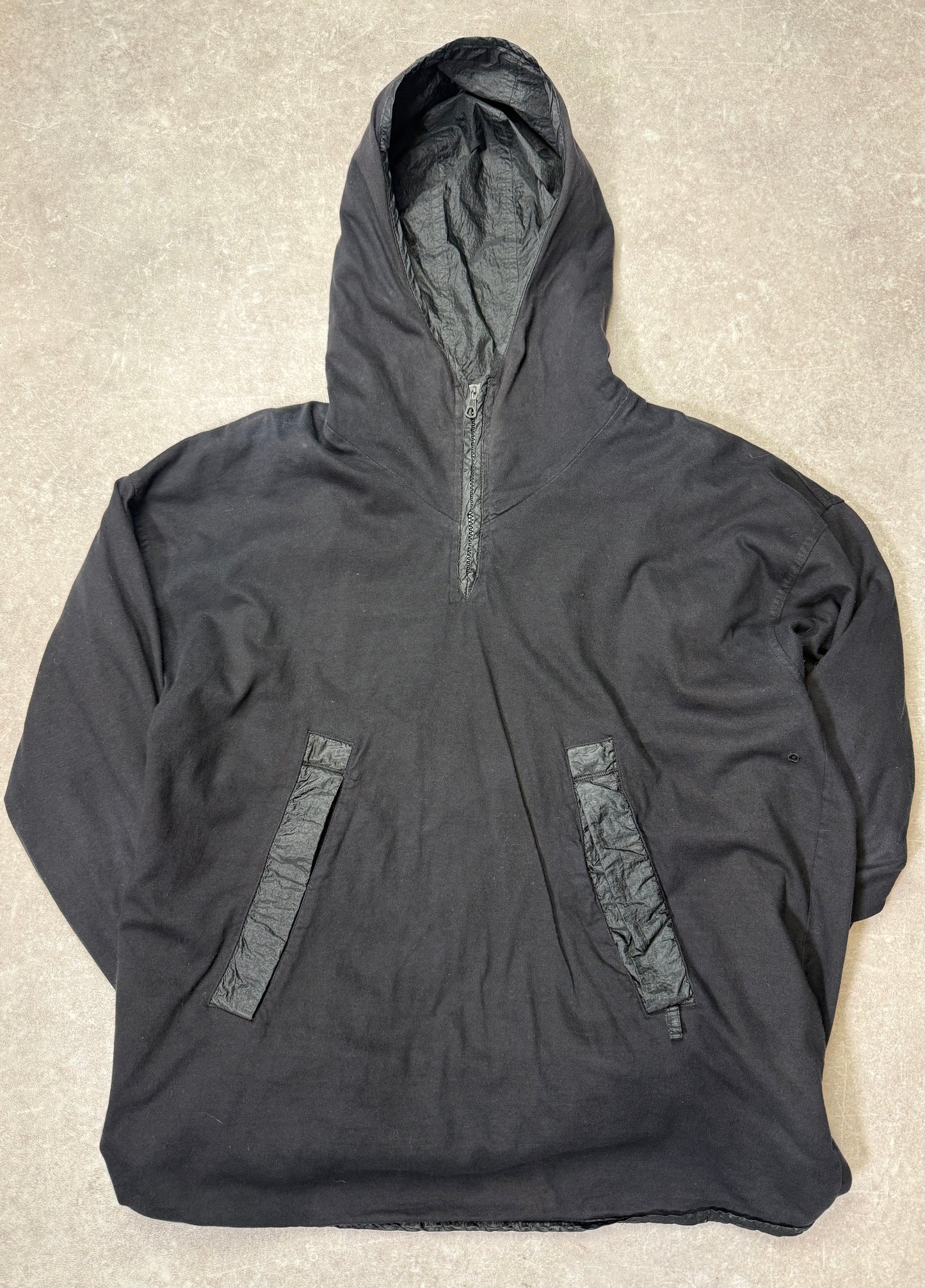 Fits Large Stone Island reversible jacket.