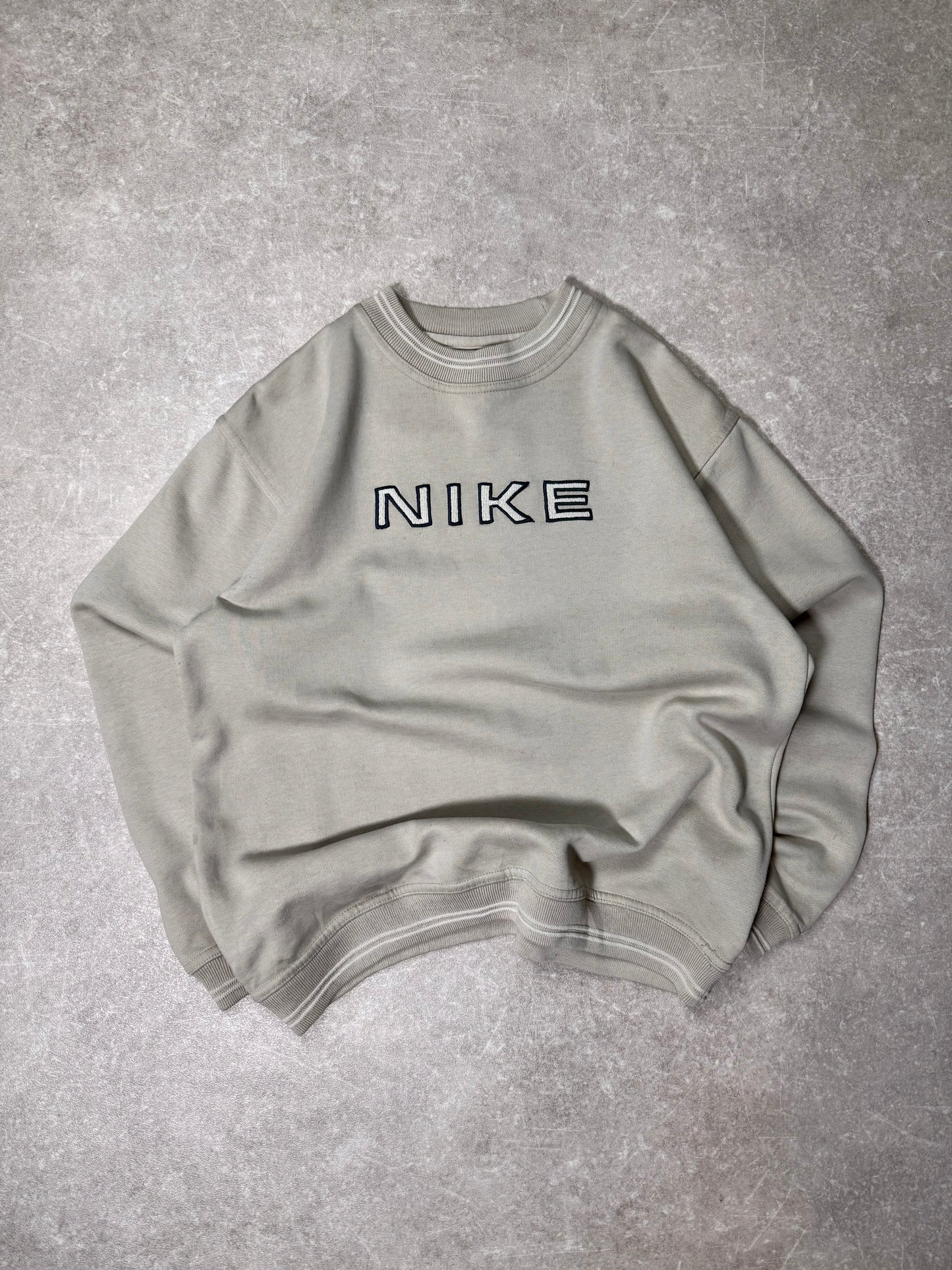 Vintage Nike Sweatshirt