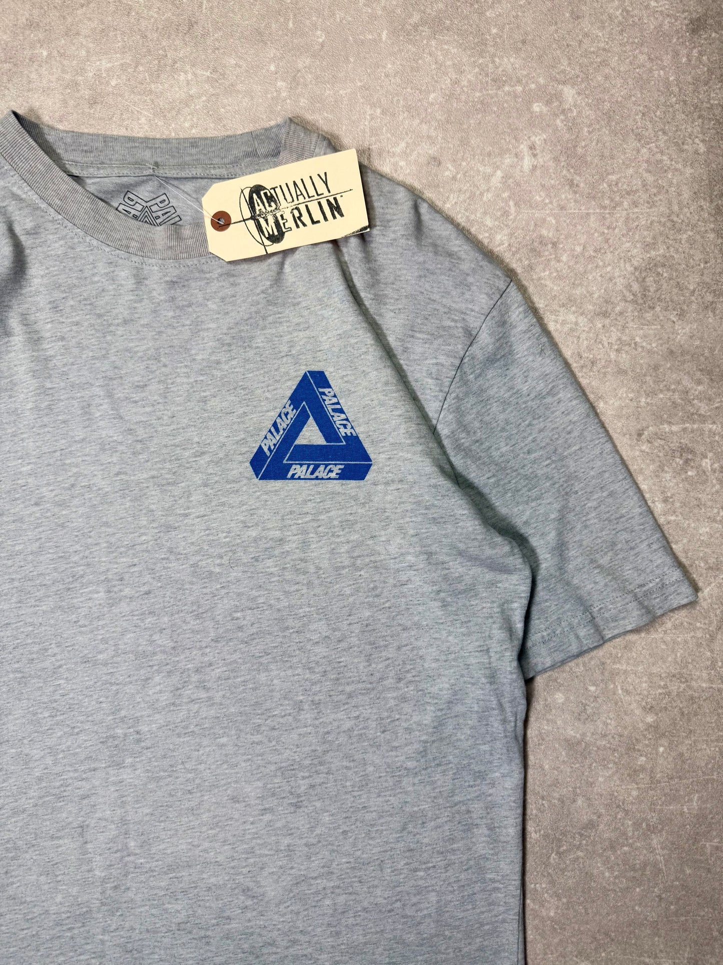 Size Medium Palace skateboards tshirt