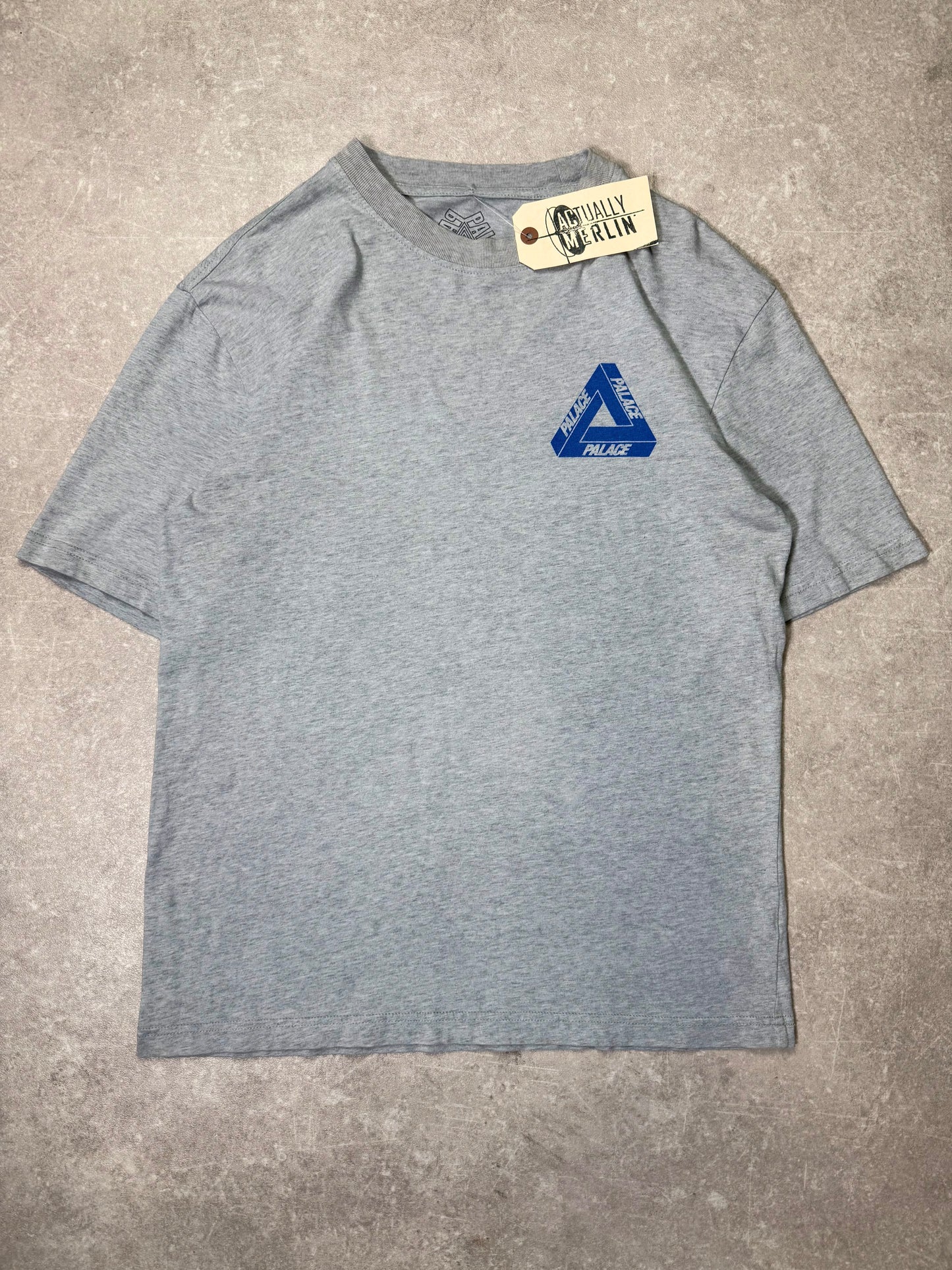 Size Medium Palace skateboards tshirt