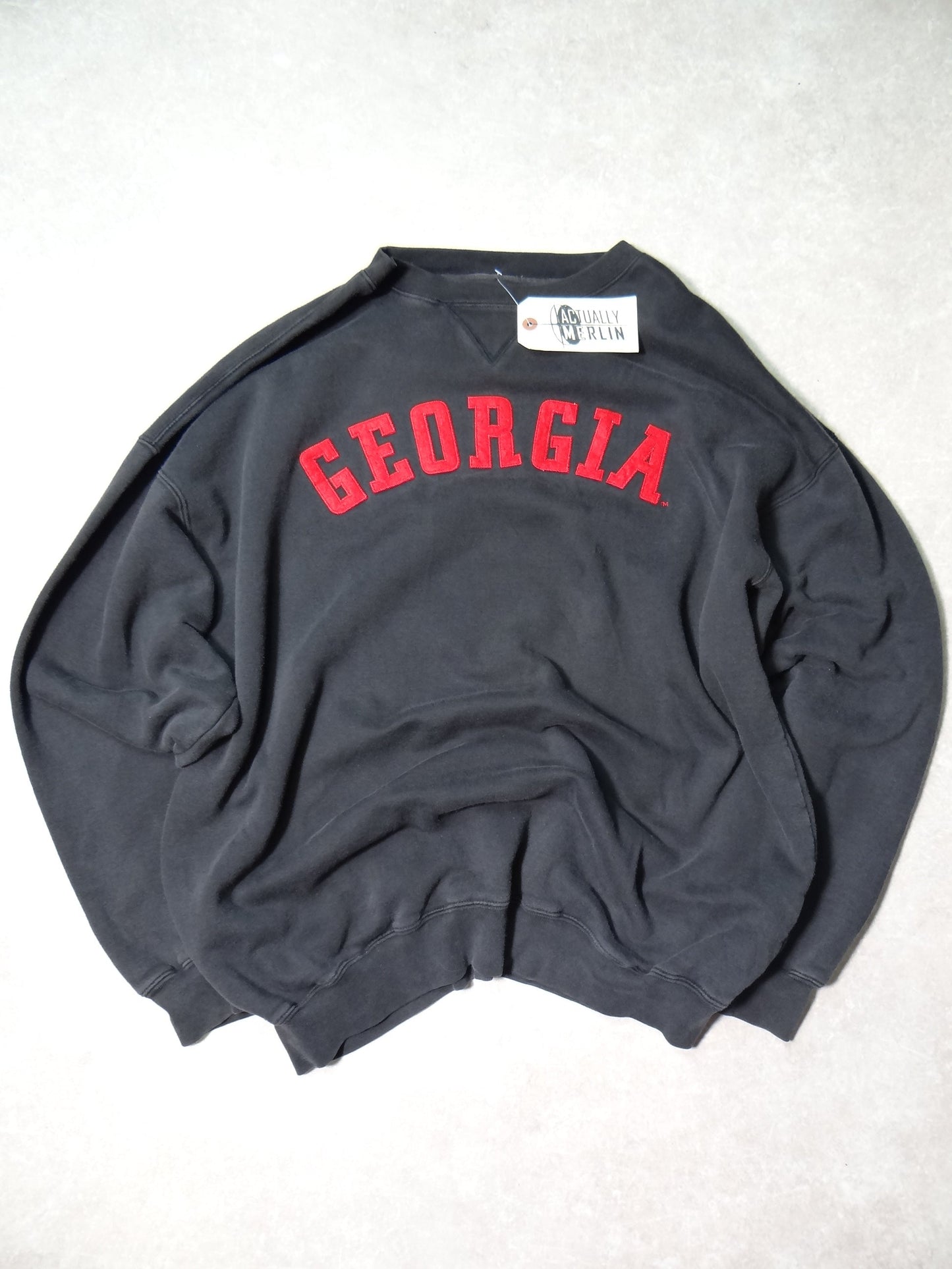 Champs Sports Georgia Sweatshirt XL (26x28)