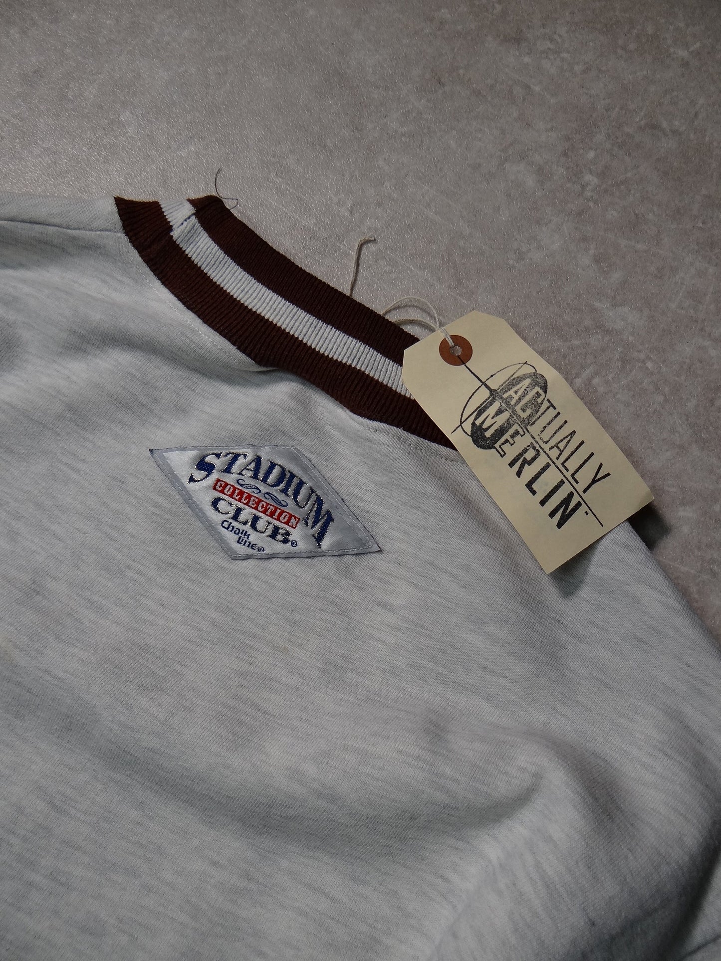 Stadium Sweatshirt used Large (22x26)