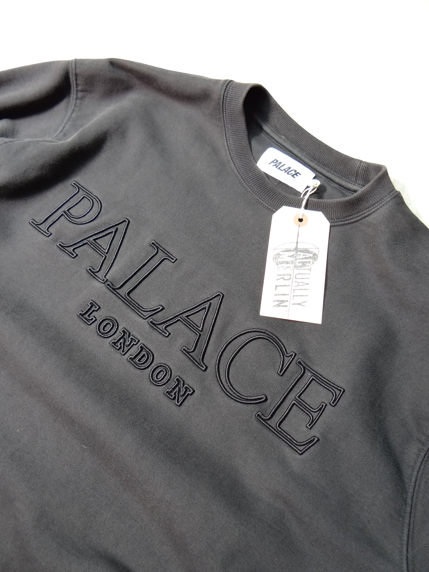 Palace Skateboards Sweatshirt Used Large (24x29)