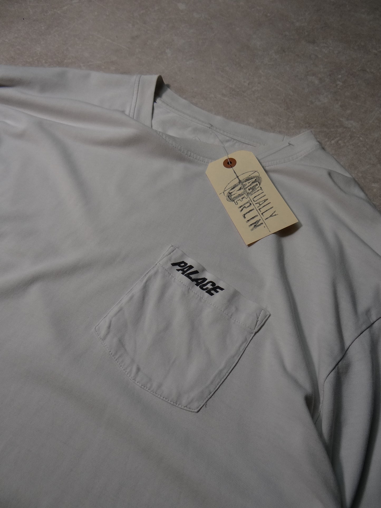 Palace Skateboards Tee Used XL (20x29)