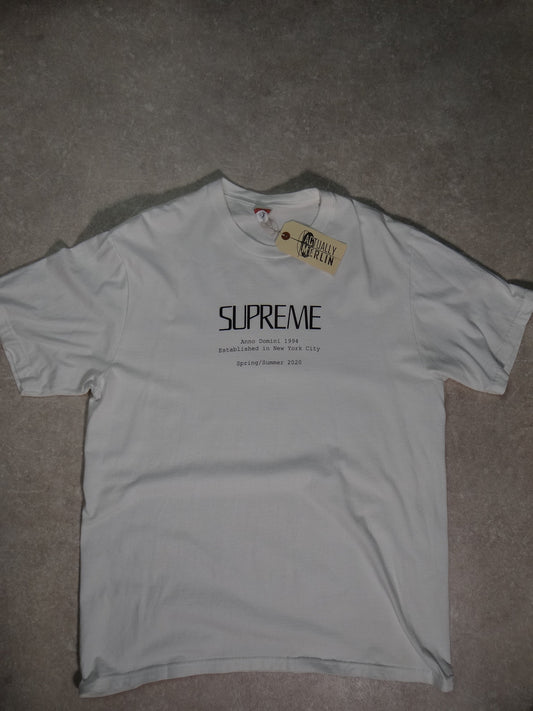 Supreme tee Used Large (21x29)