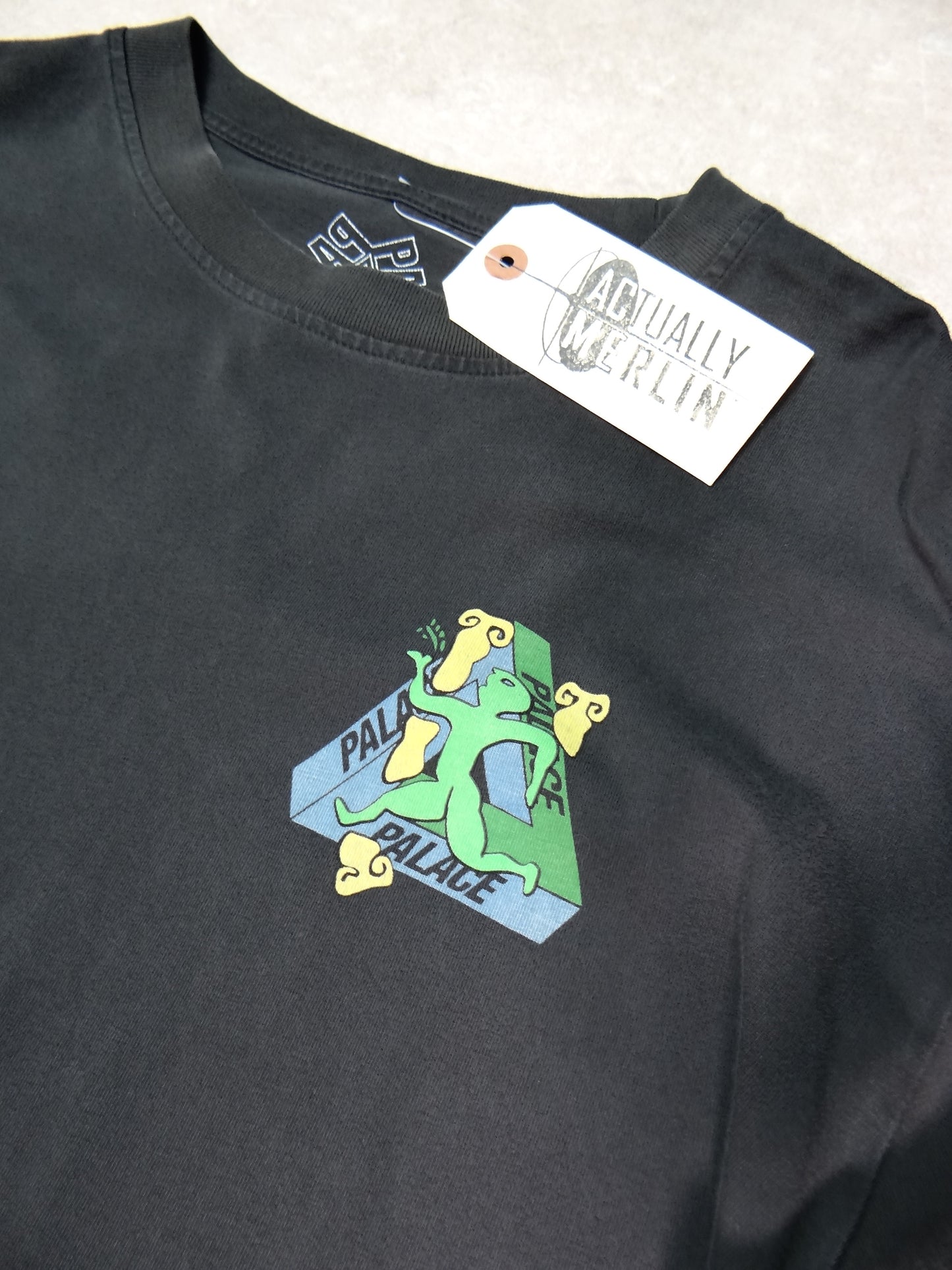 Palace Skateboards Long sleeve Used Large (22x29)