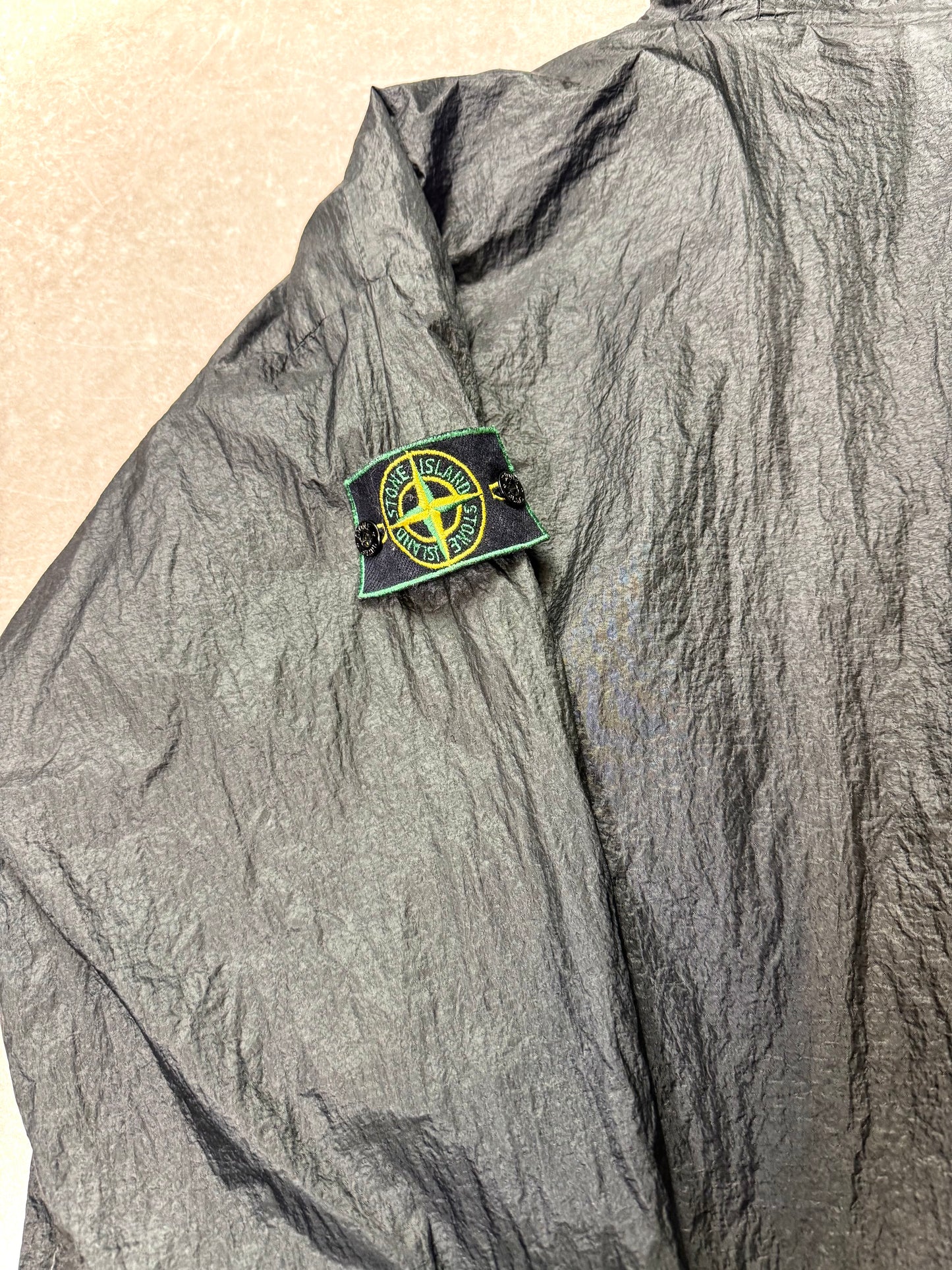 Fits Large Stone Island reversible jacket.