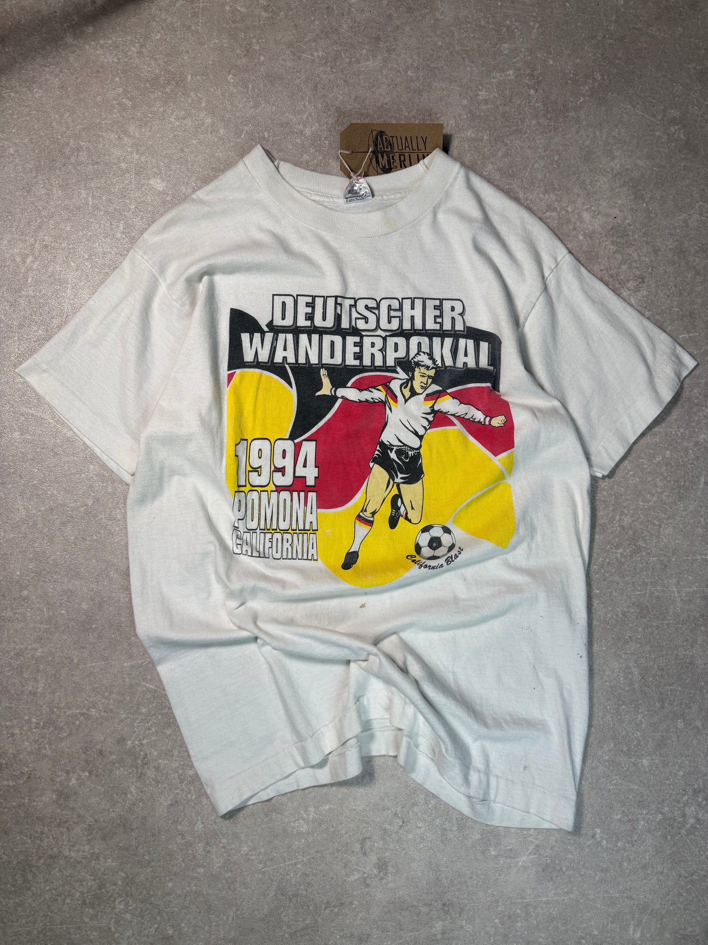 Fruit of the loom tshirt used size Medium (20x28inches)