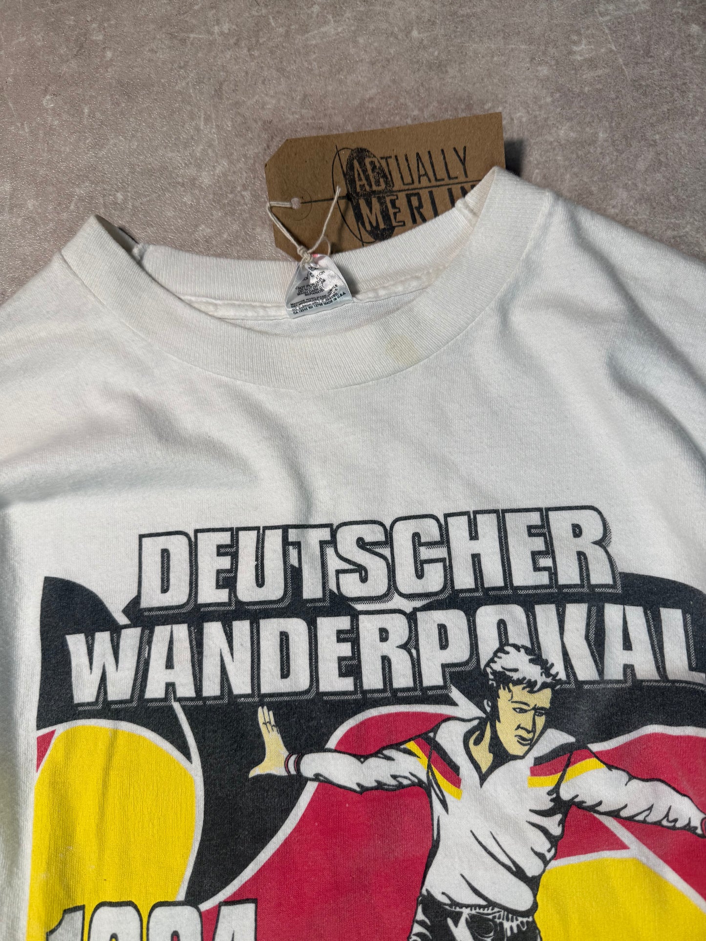 Fruit of the loom tshirt used size Medium (20x28inches)