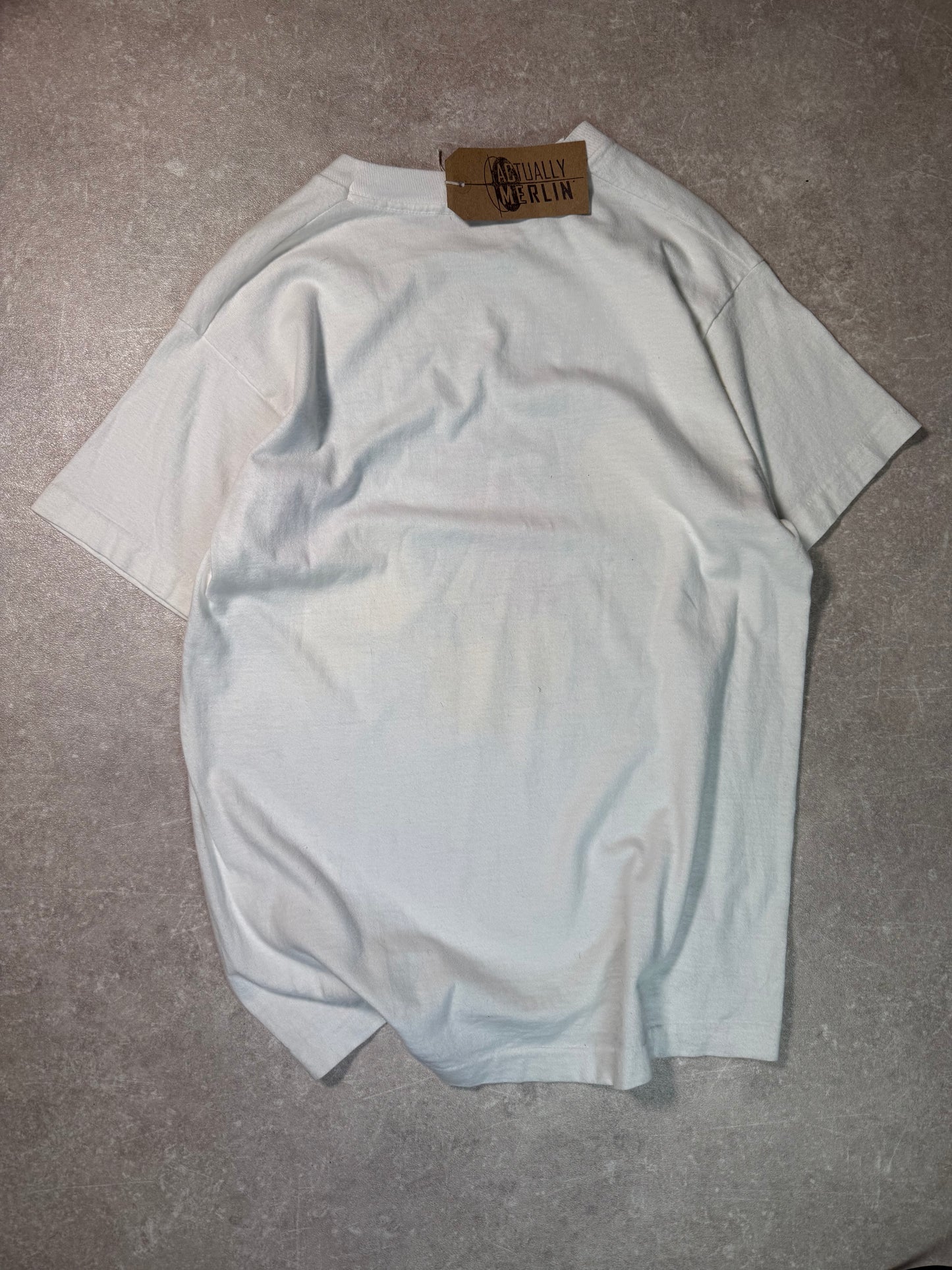 Fruit of the loom tshirt used size Medium (20x28inches)